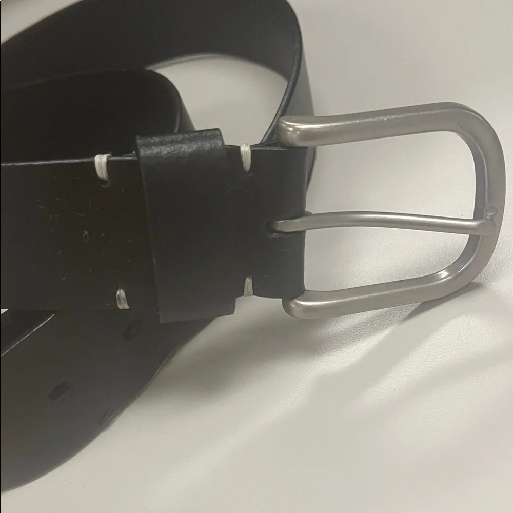 Eddie Bauer sleek black